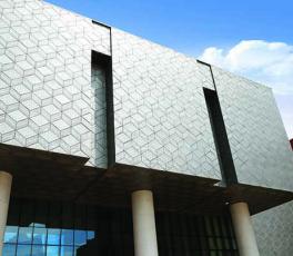 奥迪弧形铝方通